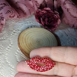 Red Pave Crystal Lips Goldtone Brooch